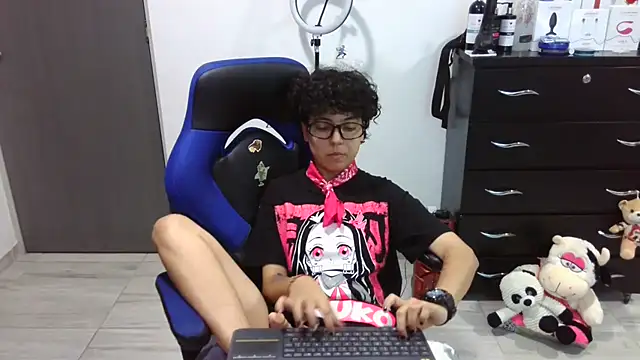 thomascooper7 live sex cam