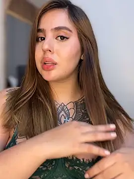 ValerieHilton's cam snapshot