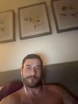 letsgetnaughty7's cam snapshot