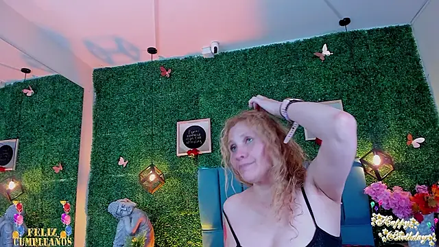 Evangelyne_rose's cam snapshot