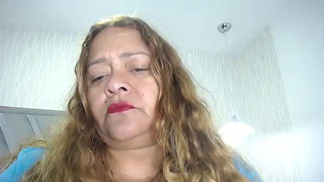 MonzerratBoyer's cam snapshot