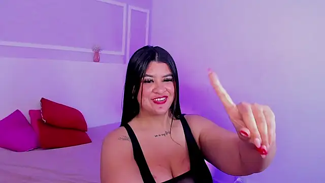 TianaGlow26's cam snapshot