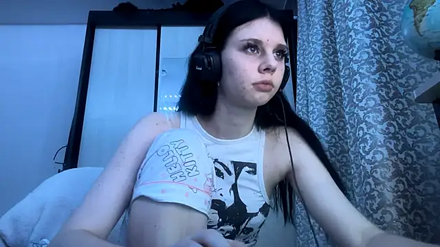 AnGallo's cam snapshot