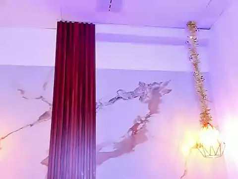 MiaLovely1's cam snapshot