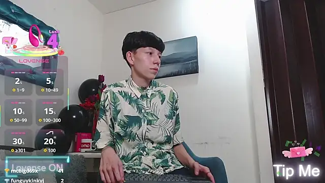 LiamBrown09's cam snapshot