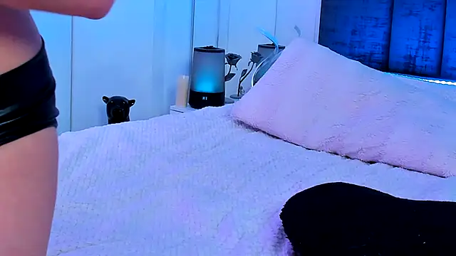 ClaraSweetTV's cam snapshot