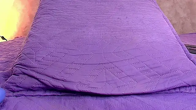 anisha_x's cam snapshot