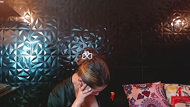 PINK__LOLA1 live sex cam