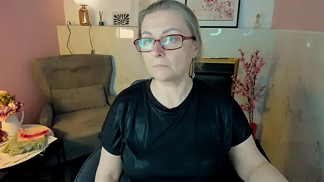 AlexandraKind live sex cam