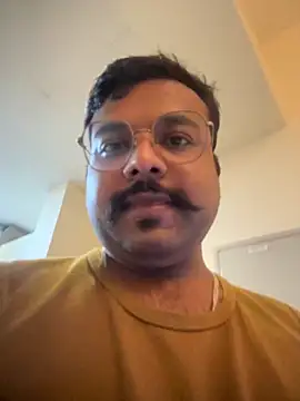 HonedGrub live sex cam