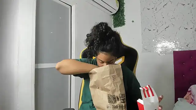 emily_stars1 live sex cam