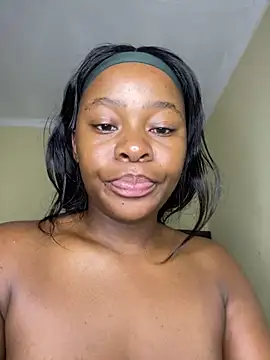 MiyaXo2 live sex cam