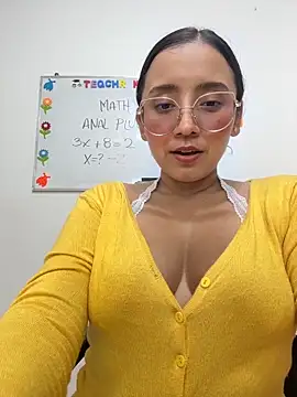 Kay_LustyWife's cam snapshot