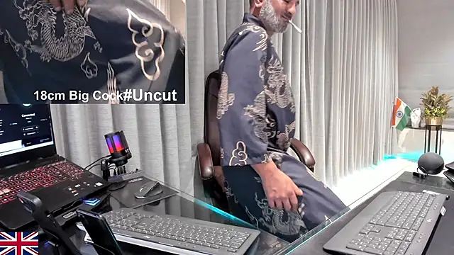 OnlineBossUK live sex cam