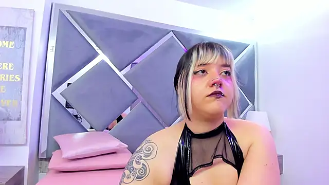 Charlotte_Myers live sex cam