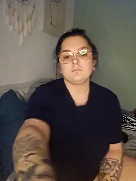 Saucy-Serenity's cam snapshot