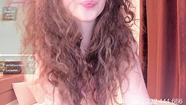 LustyDoll_'s cam snapshot