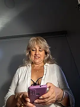 almaluna7's cam snapshot