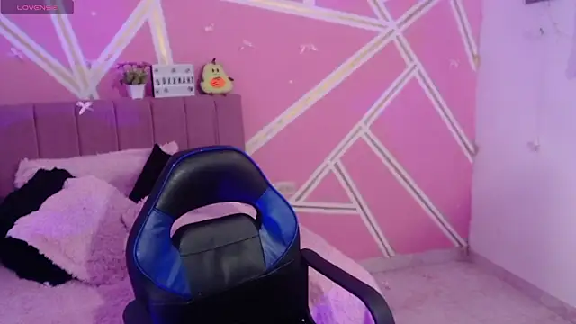 isa_bunny18's cam snapshot