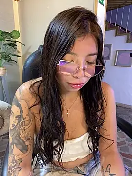 Maddy_Piink's cam snapshot