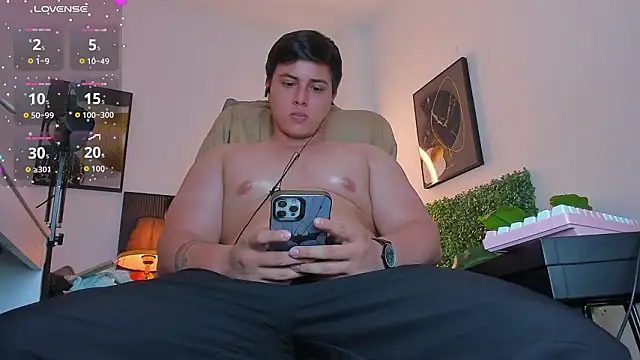 Thom_Ohtani live sex cam