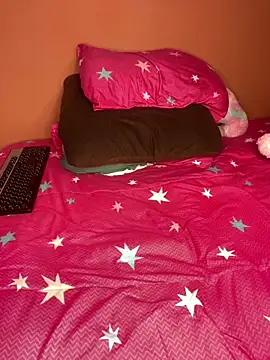 CocoTempt's cam snapshot