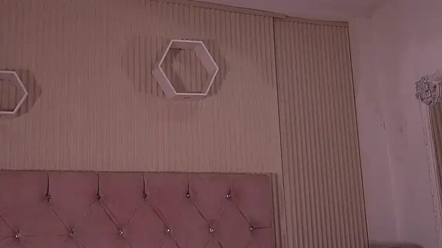 Melany_Luv's cam snapshot