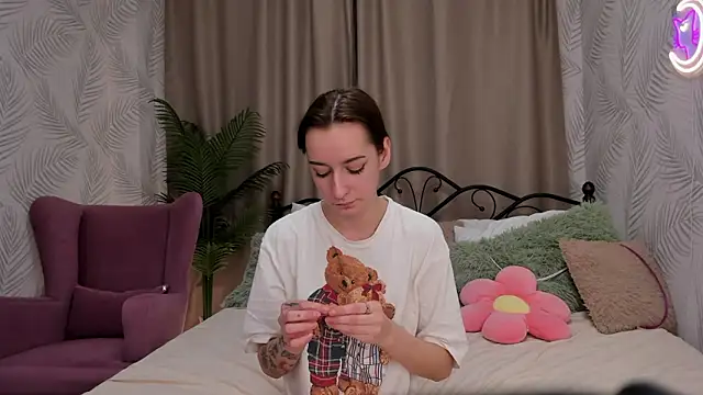 Hi__Karuuu's cam snapshot