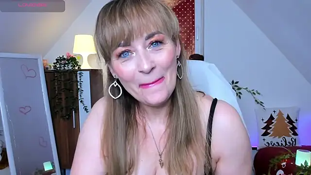 naughtymilane's cam snapshot