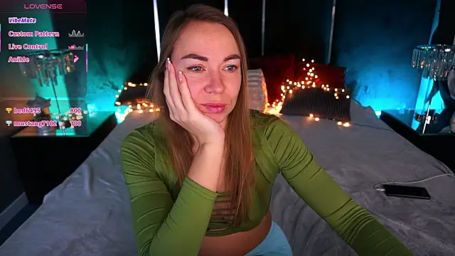 VixenMuse's cam snapshot