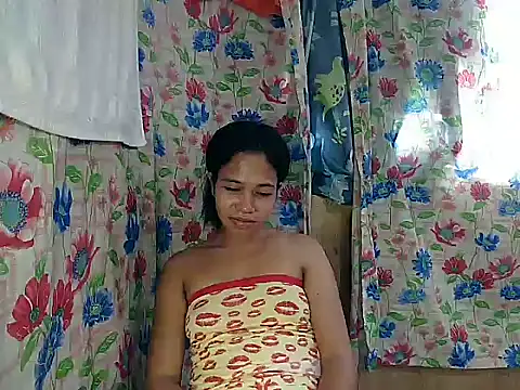 PinaySkinnyGirl's cam snapshot