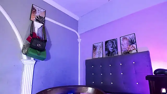 sexy-luna-star-ts live sex cam