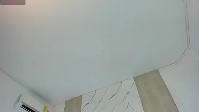 EmiliWilliams live sex cam