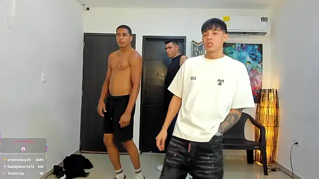 Voyeurism_guyss live sex cam