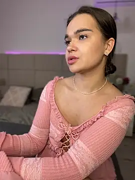 BabyShy- live sex cam