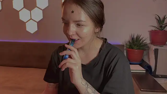 -Meowy-'s cam snapshot