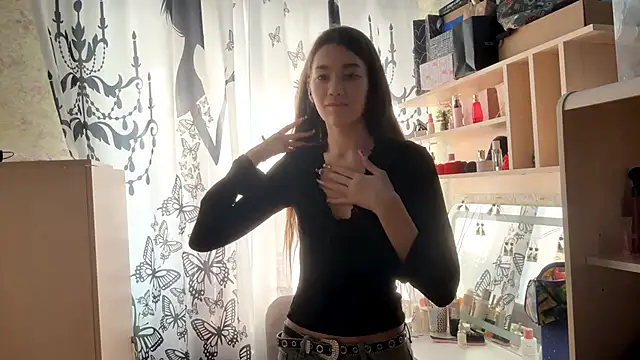 Cuteviola's cam snapshot