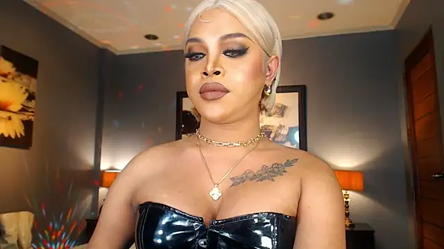 MarryQueen22 live sex cam