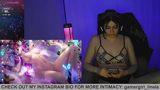 Gamergirl-Linela live sex cam