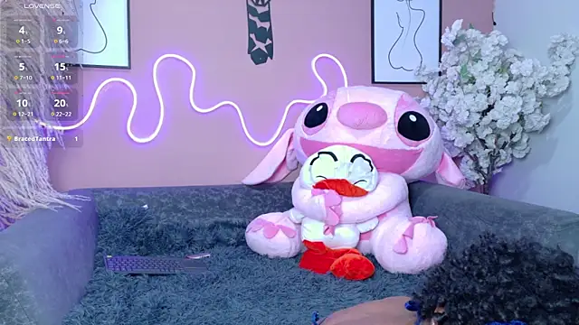 amy_miller1's cam snapshot