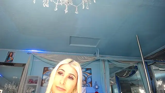 ADRIANNA_FOX live sex cam