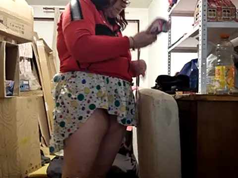 Samantha_Squirt@xh live sex cam