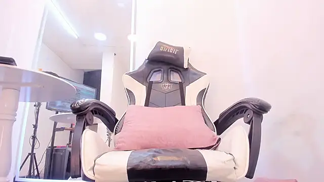 sweet_boygay's cam snapshot