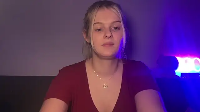 Allylove03's cam snapshot