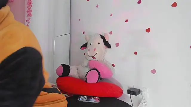 msschloee_'s cam snapshot