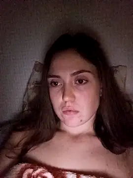 Ncfyv_ncyuhv's cam snapshot