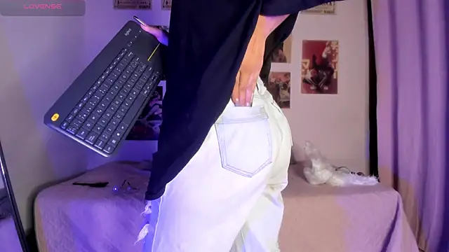 Luna-Chann's cam snapshot