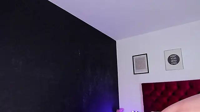 Alice_in_cumland_'s cam snapshot