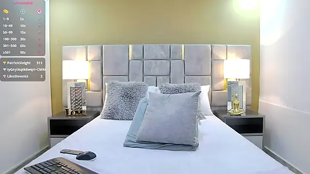 Little_Amarantha's cam snapshot