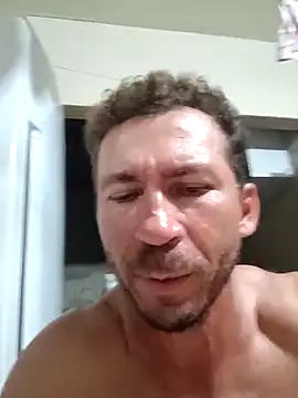 RobertoLuiz84's cam snapshot